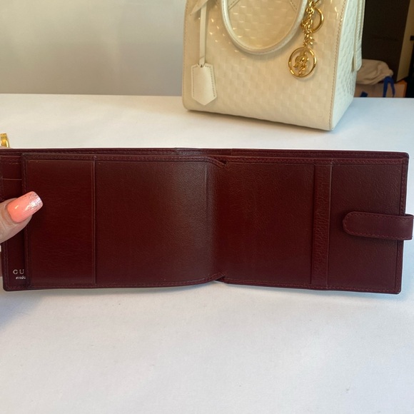 Gucci • Bordeaux Leather Wallet *Unisex* - Picture 12 of 17